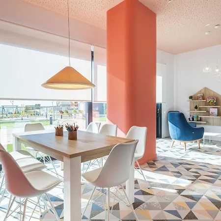 Sunset Cliffs Deluxe 6133 Poniente *